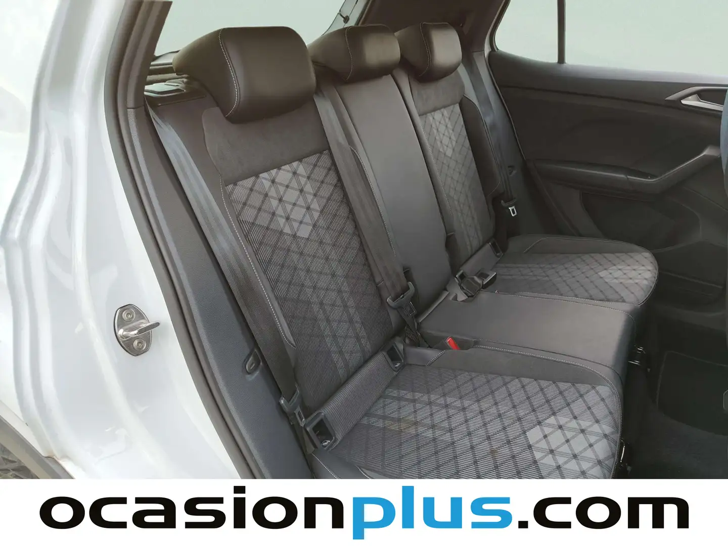 Foto Volkswagen T-Cross Volkswagen T-Cross R-Line 1.0 TSI (116 CV) DSG