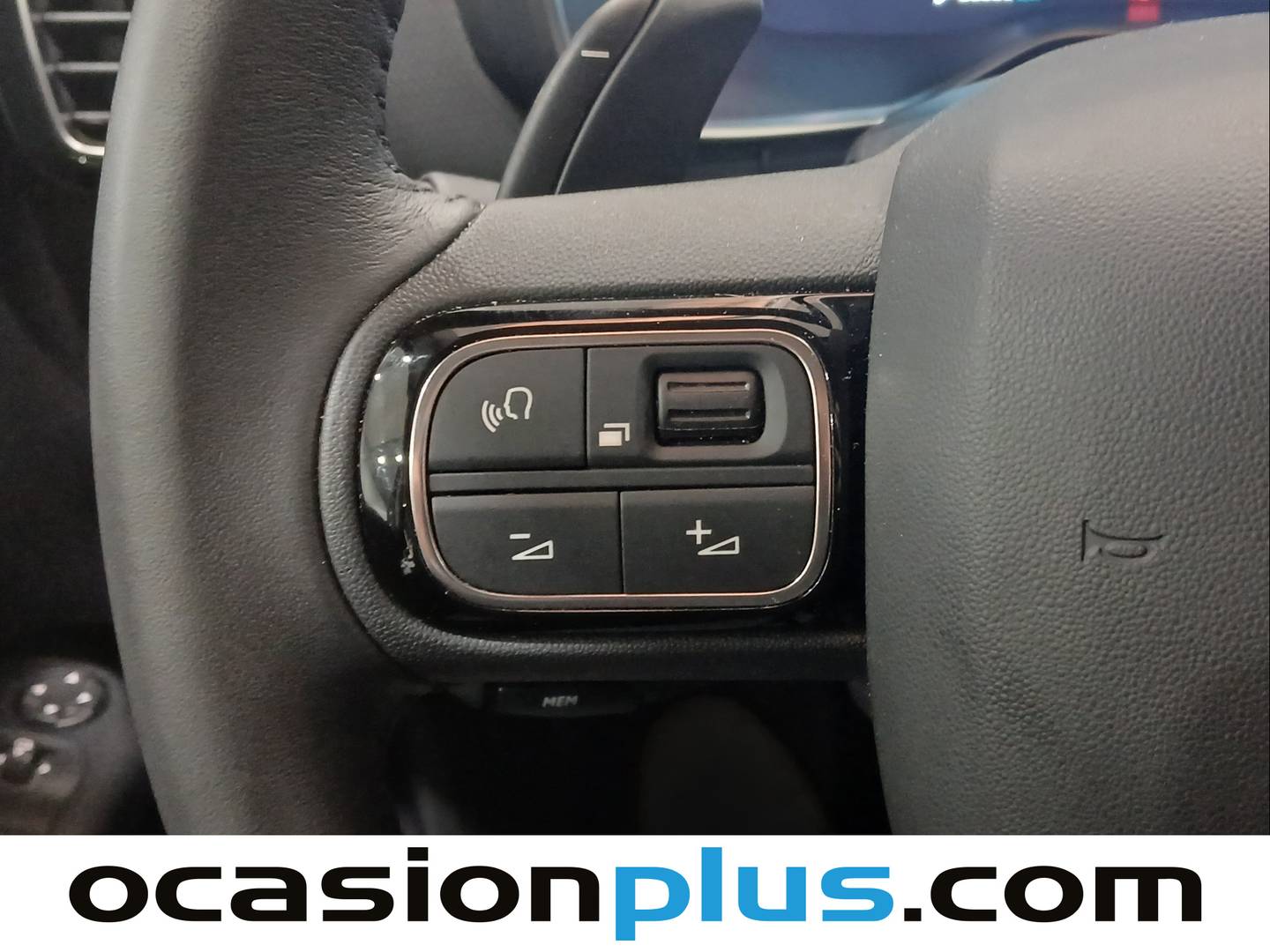 Foto Citroën C5 Aircross Citroen C5 Aircross Plug-in Hybrid 180 Plus e-EAT8 (180 CV)