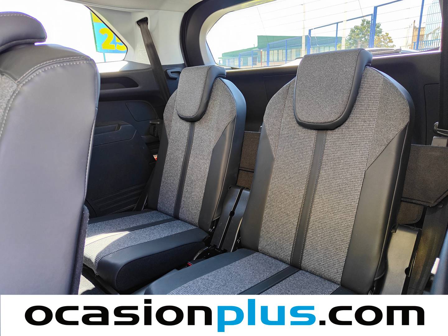 Acabados Peugeot 5008 Peugeot 5008 BlueHDi 120 S&S Allure EAT6 (120 CV) 7 Plazas