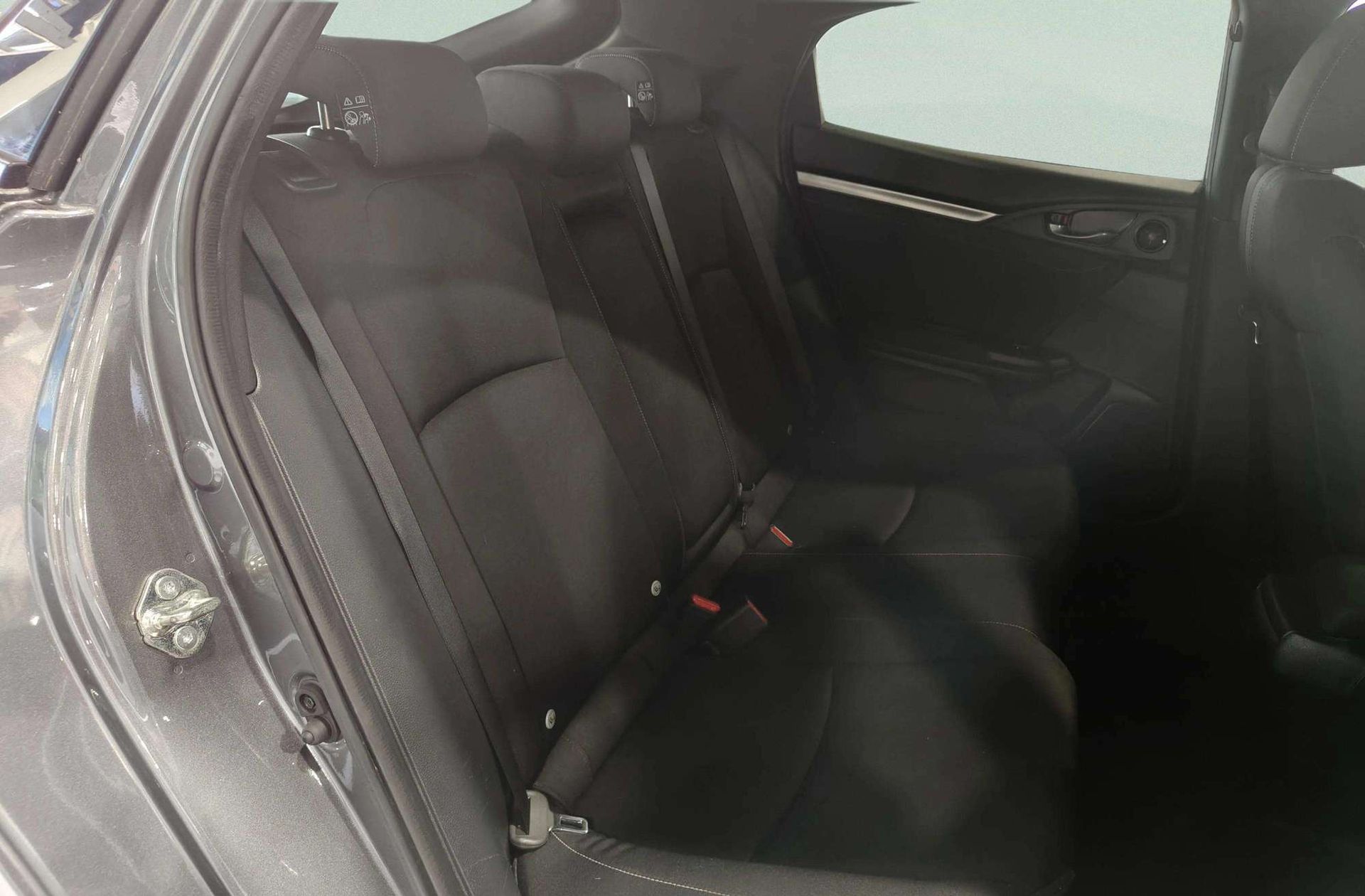 Honda Civic 1.0 I-VTEC Turbo Elegance Navi - foto 15