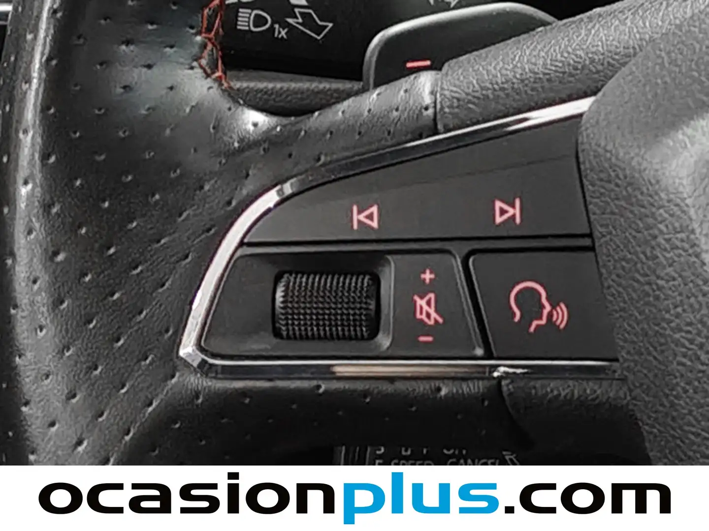 Foto Seat León SEAT León 1.5 TGI GNC S&S FR Edition Plus DSG (130 CV)