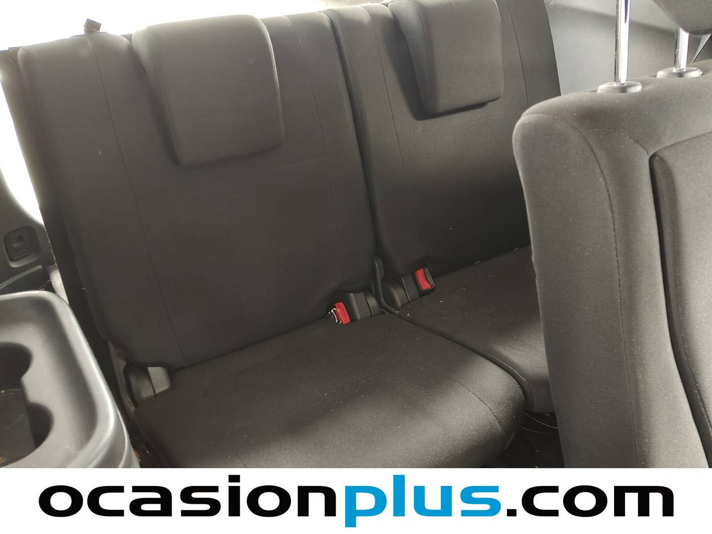 Foto asientos delanteros Mitsubishi Outlander Mitsubishi Outlander 220 DI-D Motion 2WD 7 Plazas (150 CV)