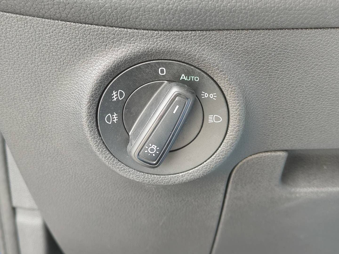 Foto Skoda Kodiaq Skoda Kodiaq 1.5 TSI Ambition 4x2 DSG  (150 CV)