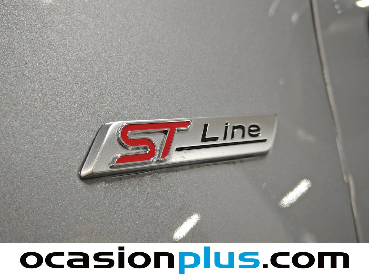 Foto Ford Puma Ford Puma 1.0 EcoBoost MHEV ST-Line Vignale (125 CV)