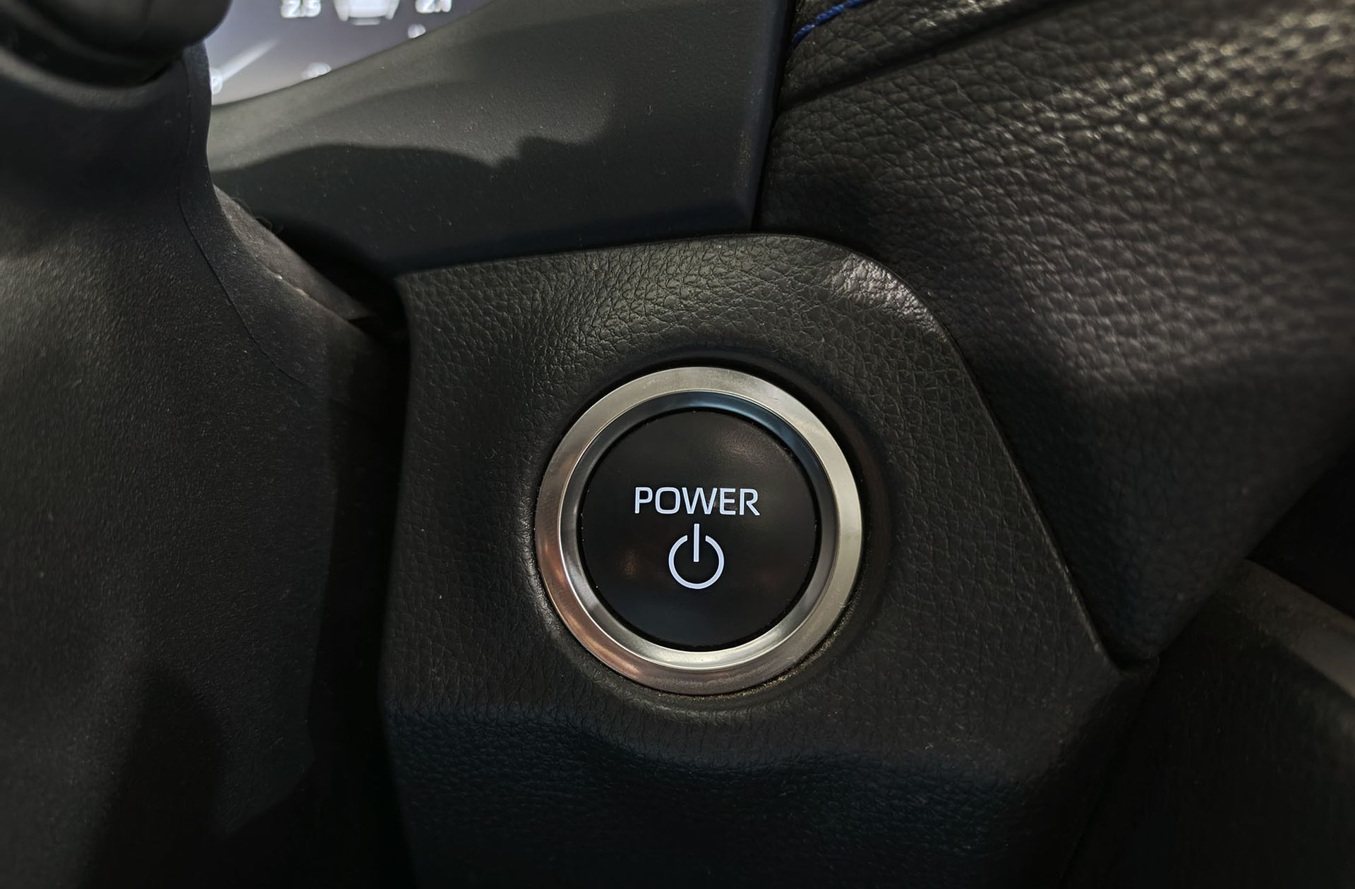 Toyota RAV4 2.5 hybrid 220H Style e-CVT - foto 31