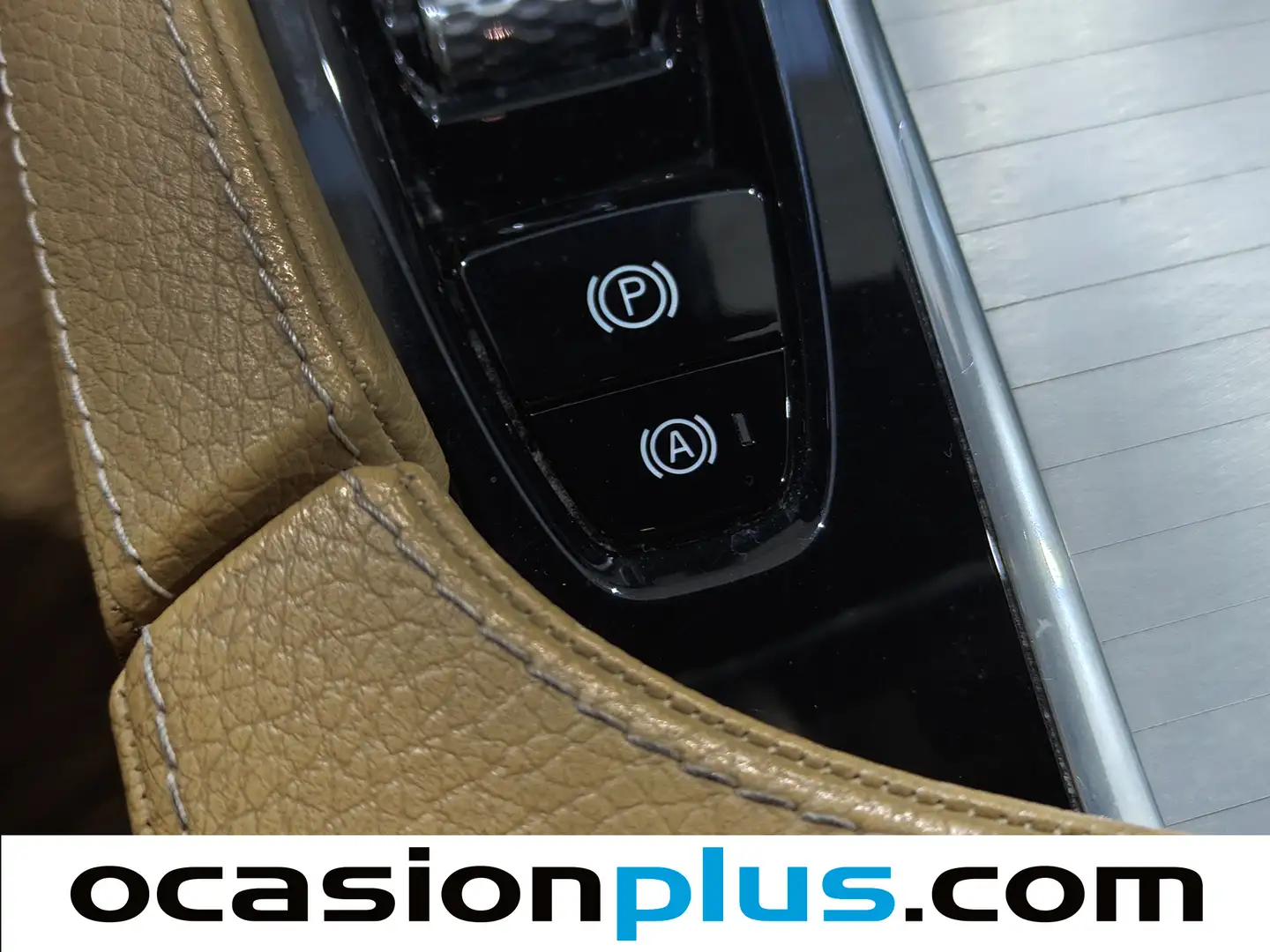 Foto Volvo XC90 Volvo XC90 T8 Momentum AWD Auto (390 CV) 7 Plazas