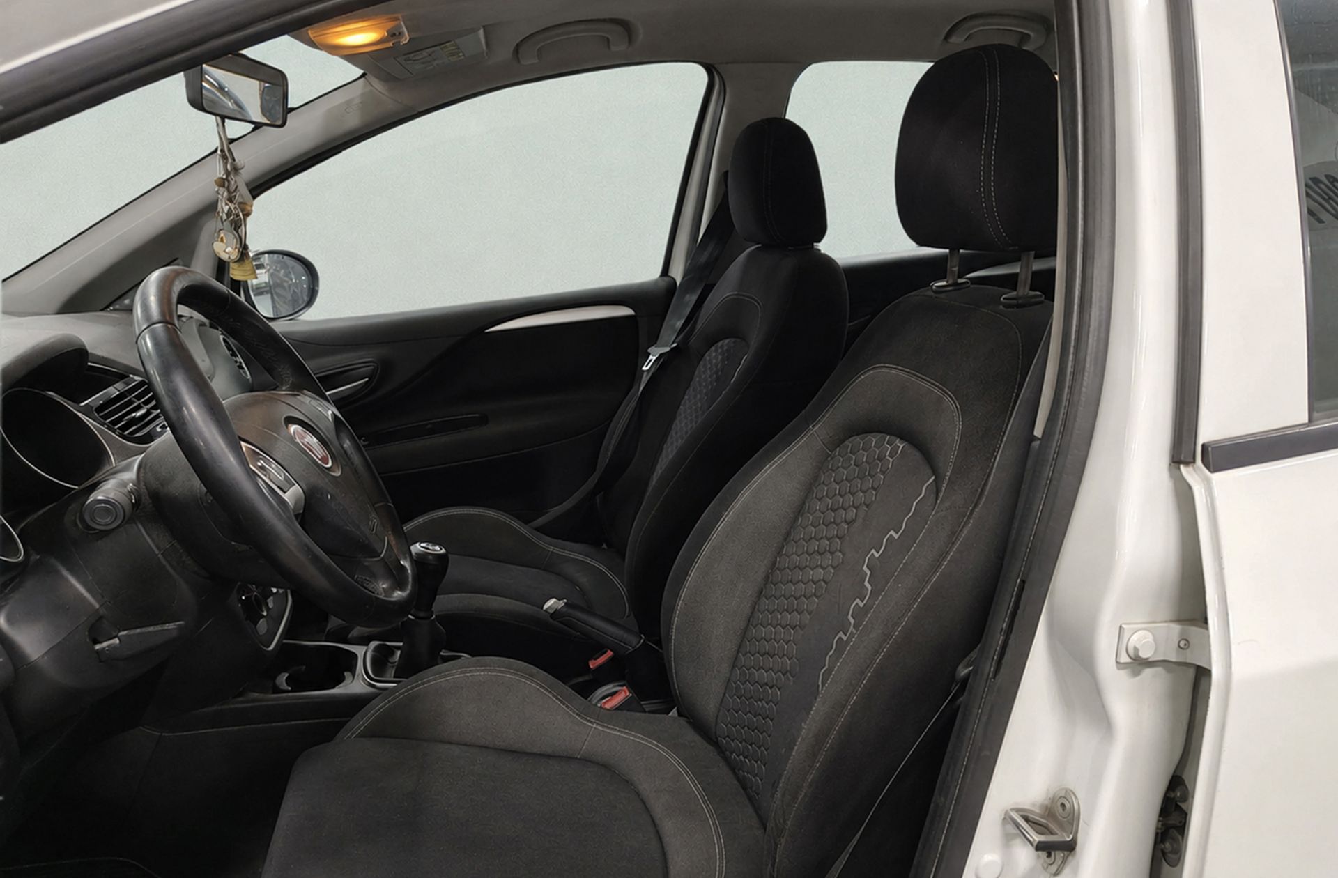 Fiat Punto 1.3 MultiJet Easy - foto 8