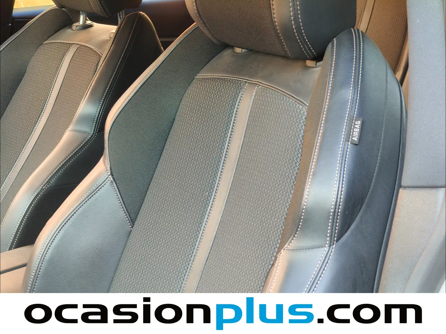 Foto Peugeot 508 Hybrid Peugeot 508 Hybrid 225 GT e-EAT8 (225 CV)