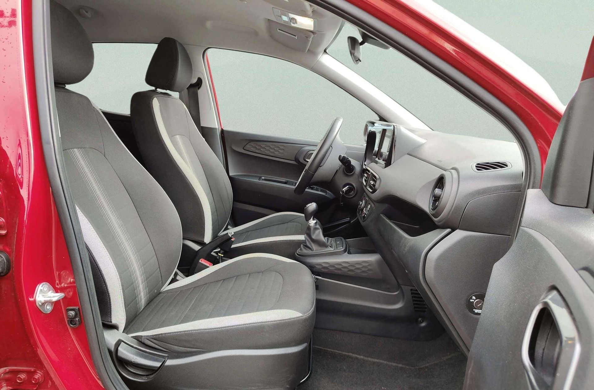 Hyundai i10 1.0 Klass - foto 20