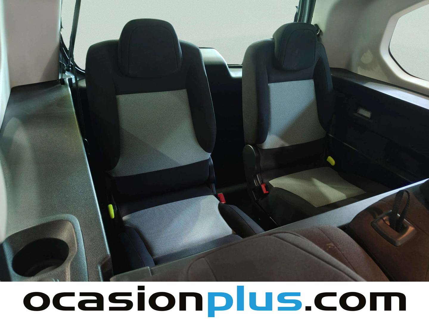 Foto asientos delanteros Citroën Berlingo Citroen Berlingo BlueHDi 130 S&S Talla XL Shine EAT8 (130 CV) 7 Plazas