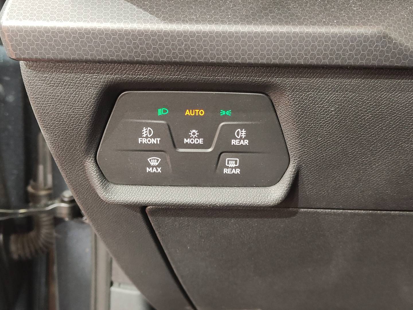 Foto Seat León SEAT León ST 1.5 TSI Style 25 Aniversario (116 CV)