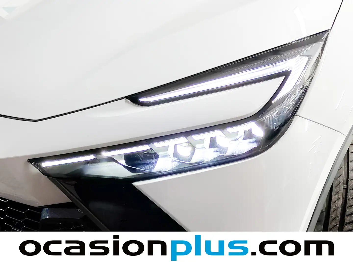 Foto Toyota C-HR TOYOTA C-HR 220PH GR Sport (223 CV)