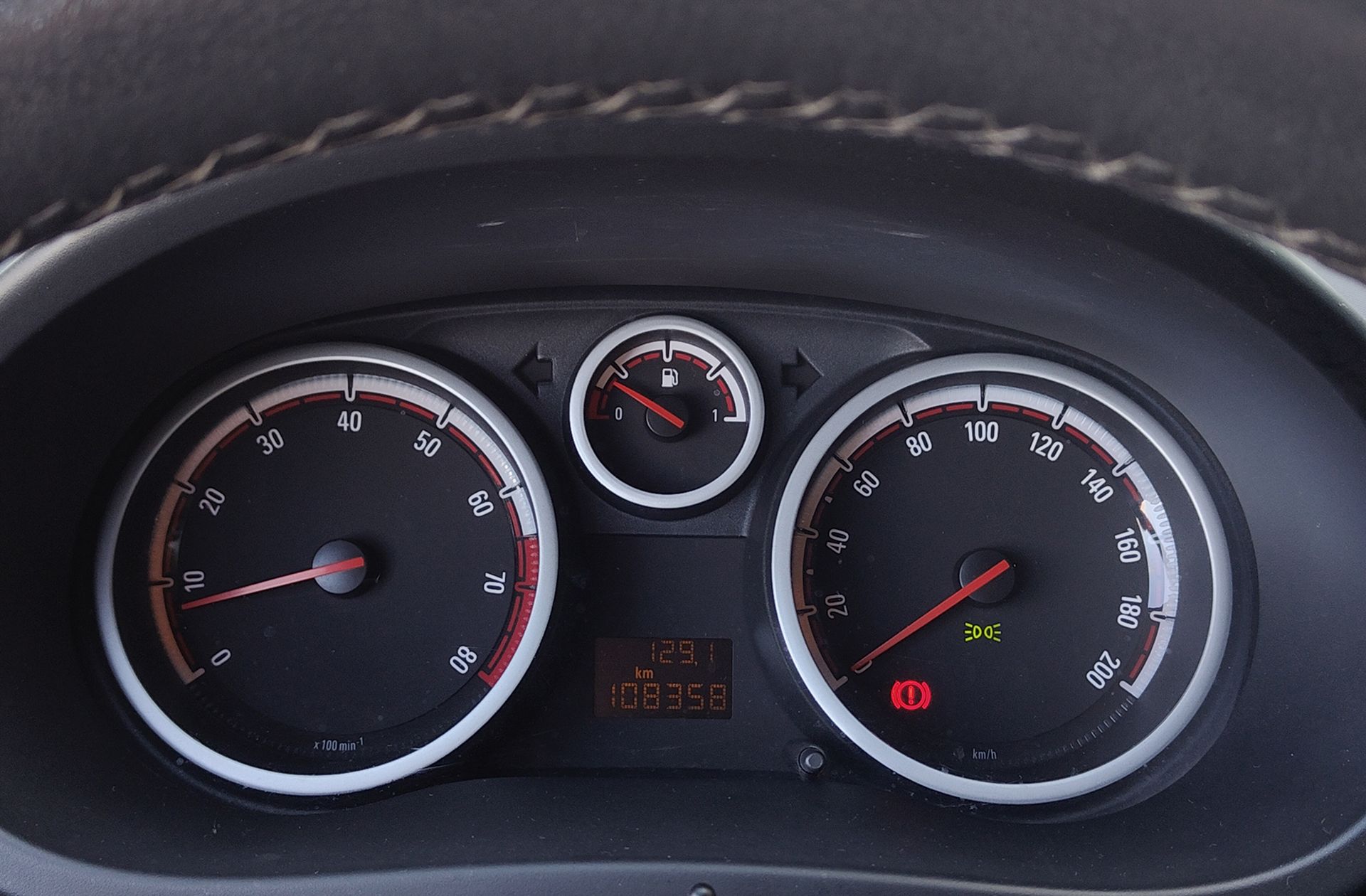 Opel Corsa 1.4 Cosmo - foto 19