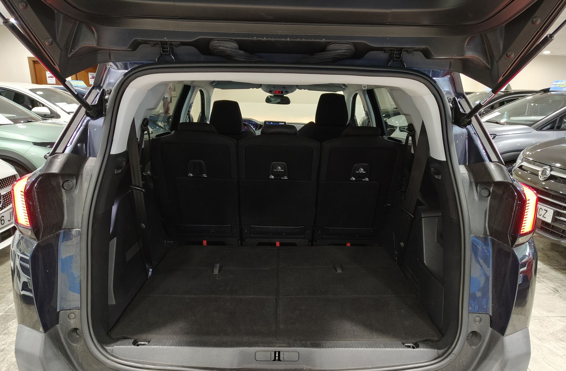 Peugeot 5008 1.6L BlueHDi Active EAT6 7 plazas - foto 19