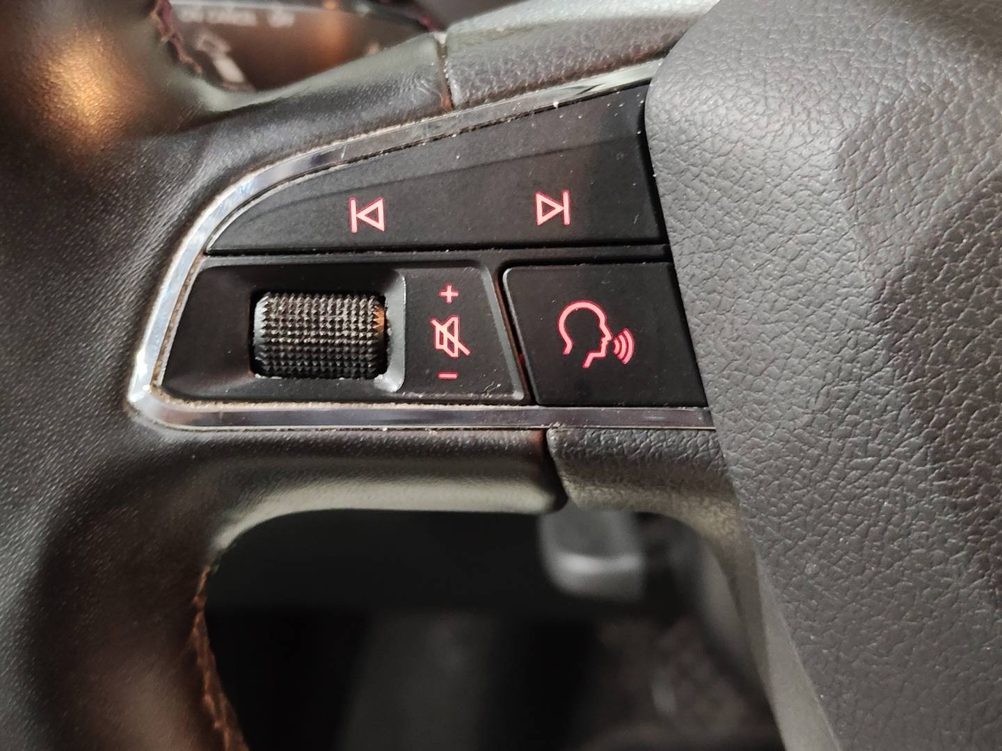 Foto Seat Toledo SEAT Toledo 1.0 EcoTSI S&S Xcellence Edition (110 CV)