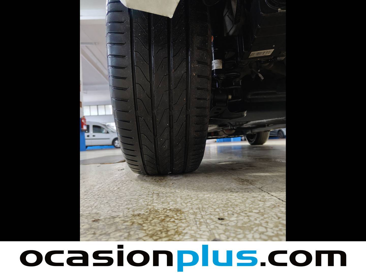 Foto Ford Ka+ Ford Ka+ 1.2 Ti-VCT White Edition (85 CV)