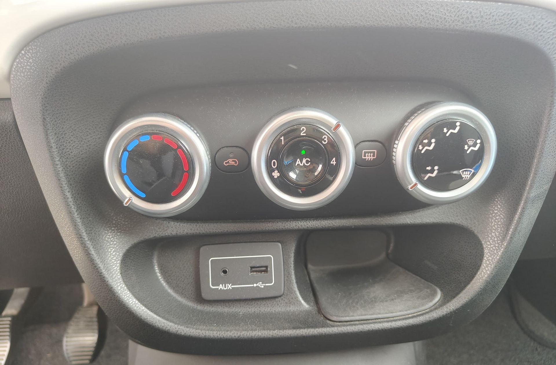 Fiat 500L 1.3 MultiJet II Pop Star - foto 26