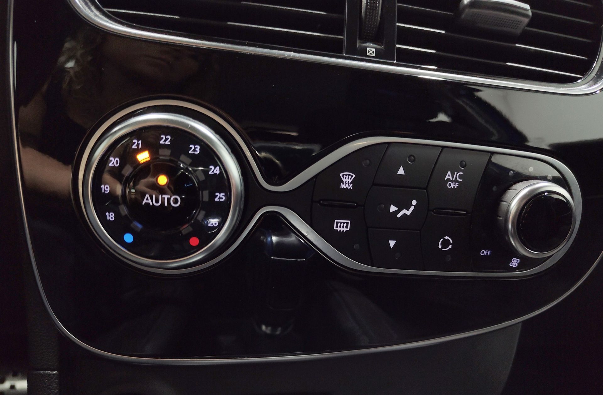 Renault Clio Sport Tourer Zen TCe EDC Pack GT Line - foto 33