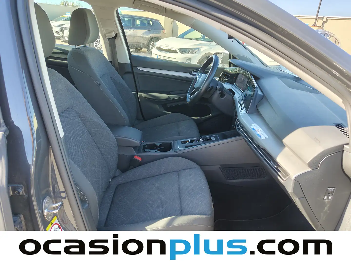 Foto Volkswagen Golf Volkswagen Golf Life 1.0 eTSI  (110 CV) DSG