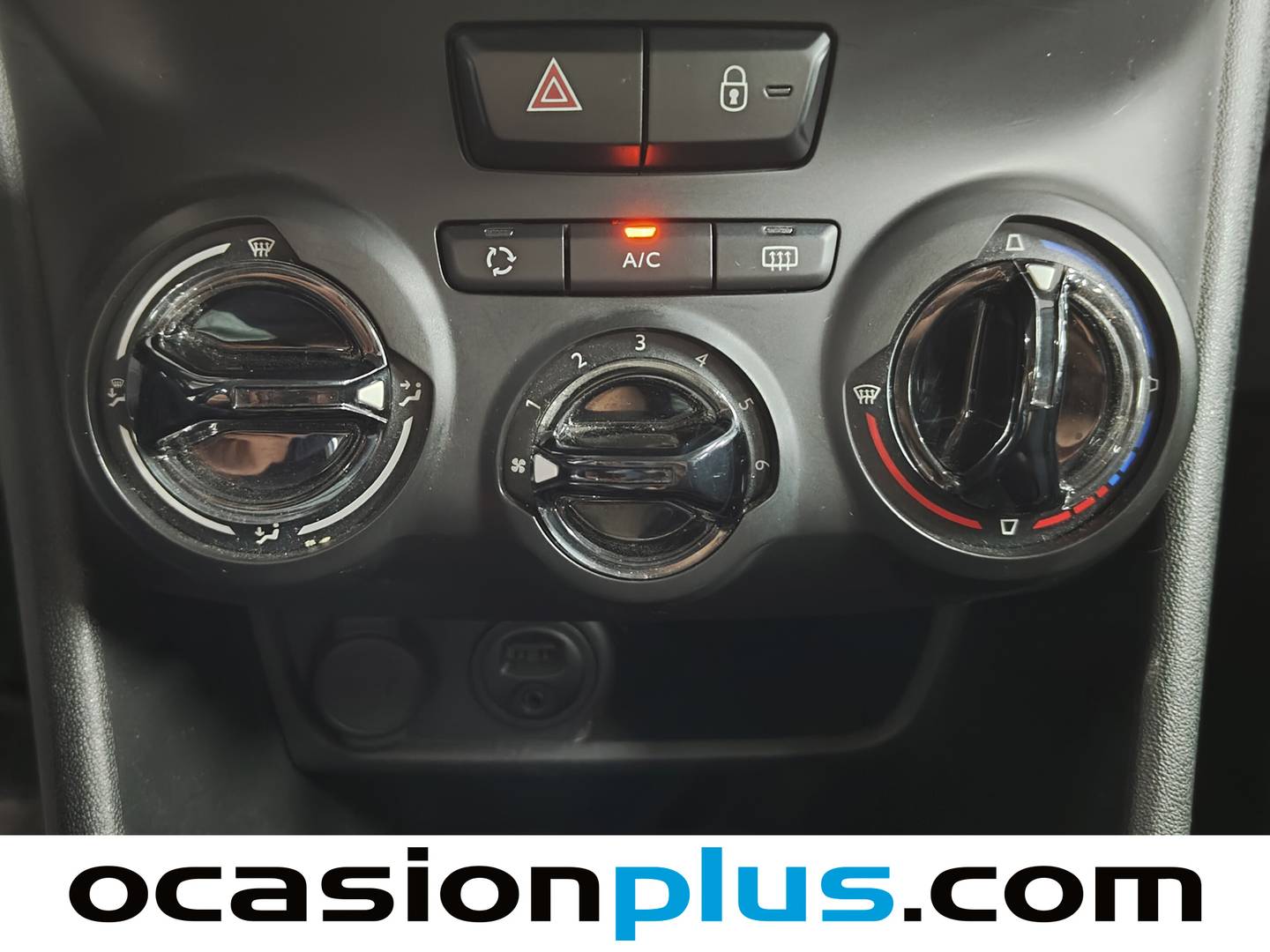 Peugeot 208 Peugeot 208 1.2 PureTech Active (82 CV) 2015