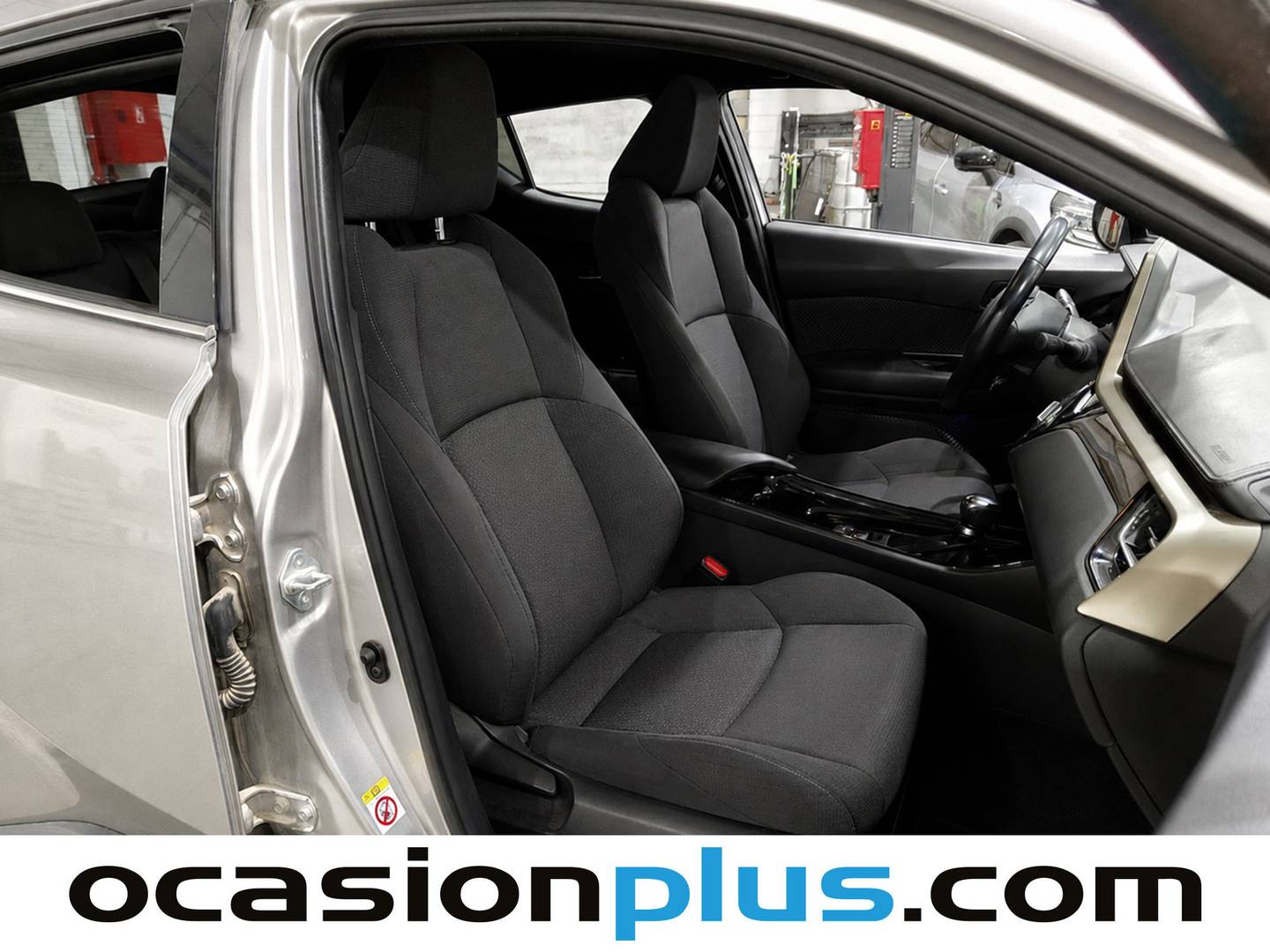 Toyota C-HR Toyota C-HR 1.8 125H Advance (122 CV) al mejor precio