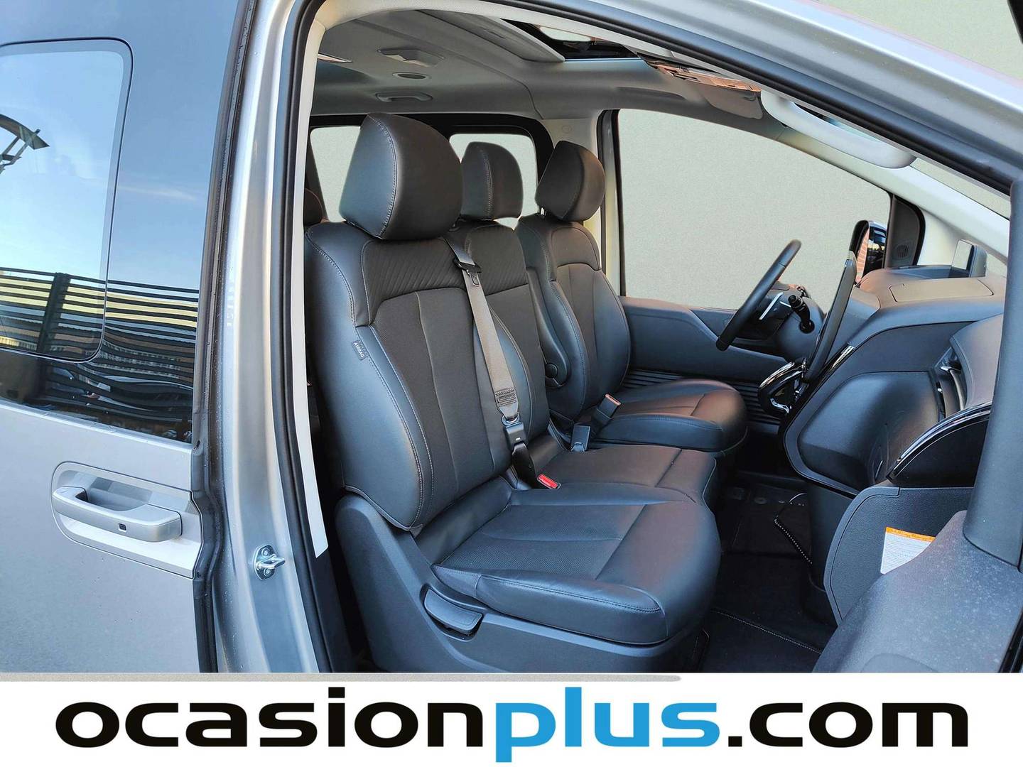 Hyundai Staria Hyundai Staria 1.6 HEV Style 4x2 9S 6AT (225 CV) 9 Plazas automático