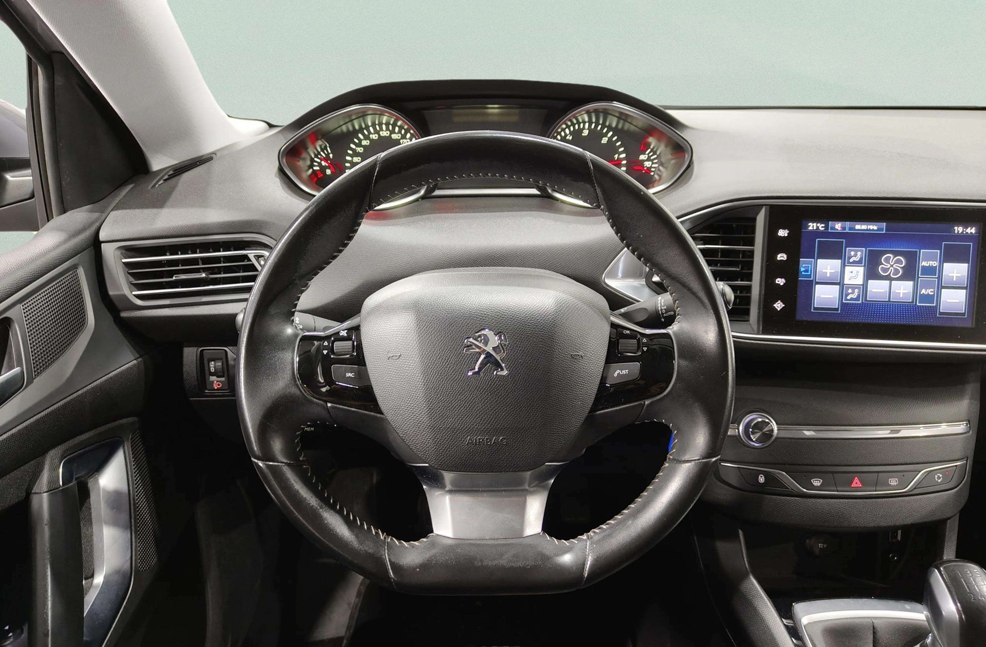 Peugeot 308 BlueHDi 100 Style - foto 24