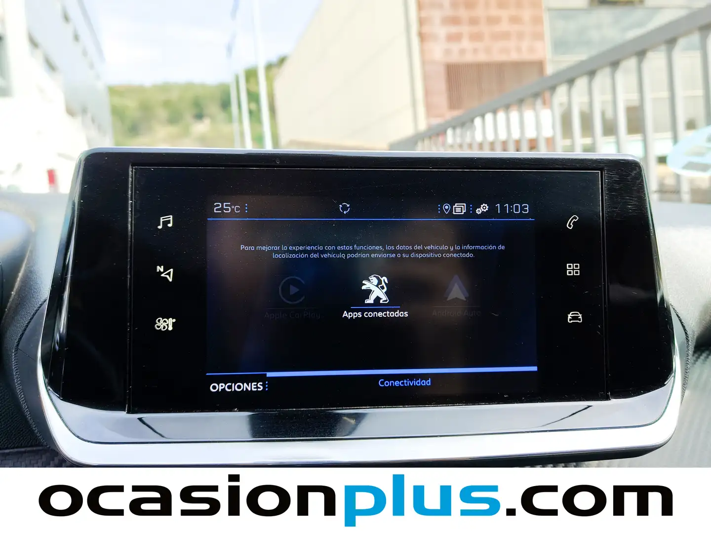 Foto Peugeot 2008 Peugeot 2008 BlueHDi 110 Allure (110 CV)