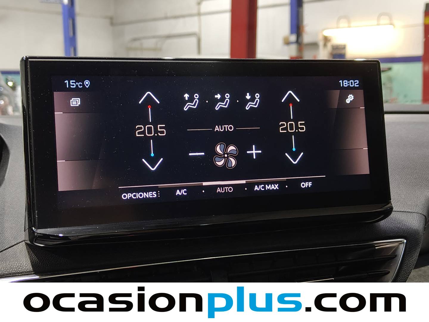 Foto Peugeot 3008 Peugeot 3008 PureTech 130 S&S GT (130 CV)