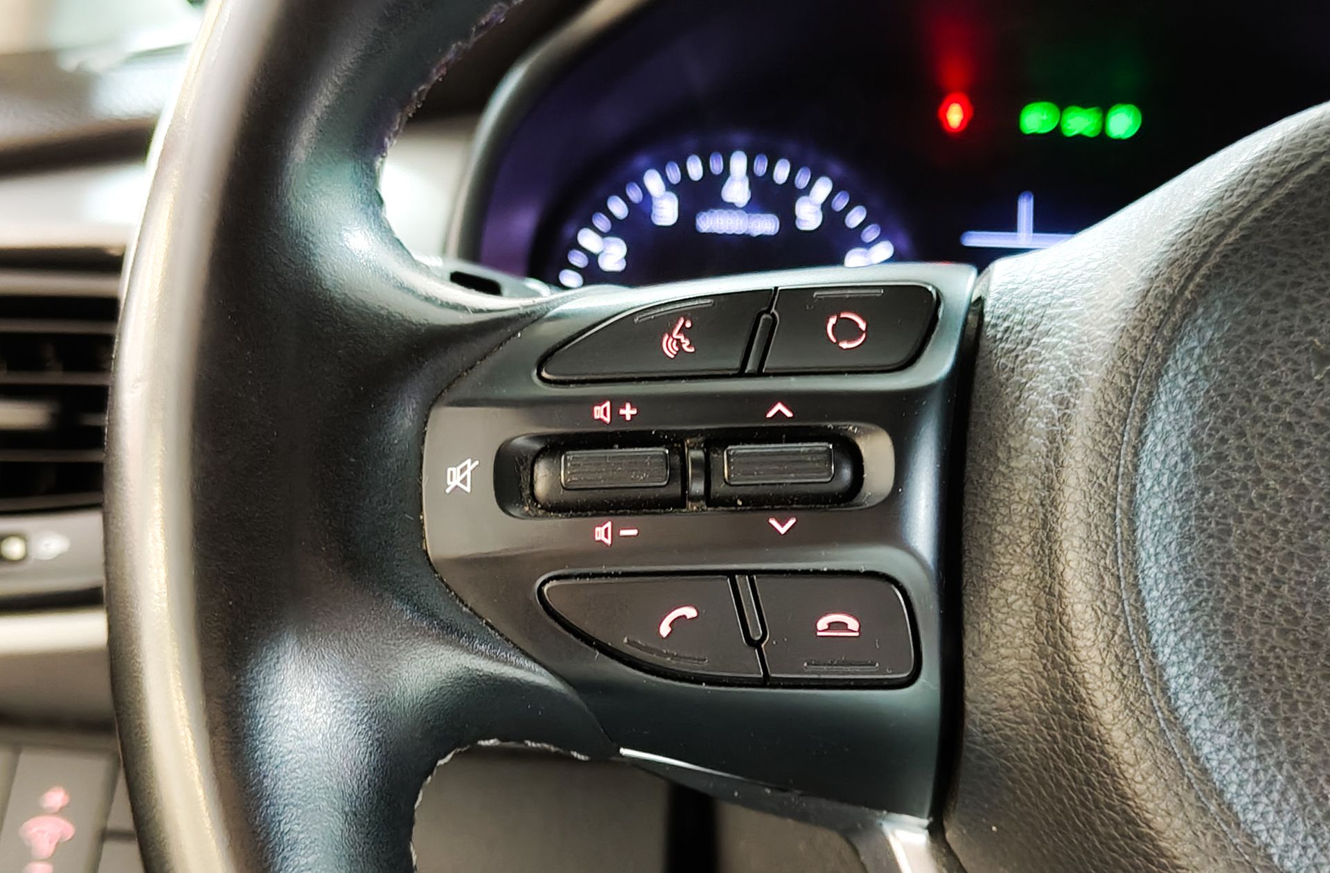 Kia Stonic 1.0 T-GDi Eco-Dynamic Drive - foto 26