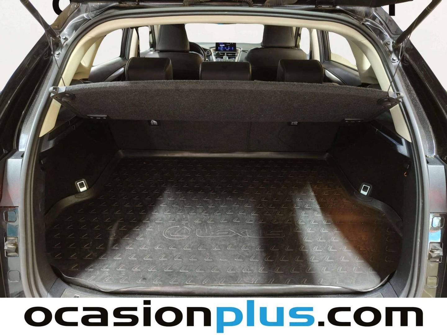 Fotos maletero Lexus NX Lexus NX 300h Executive Tecno 4WD (197 CV)