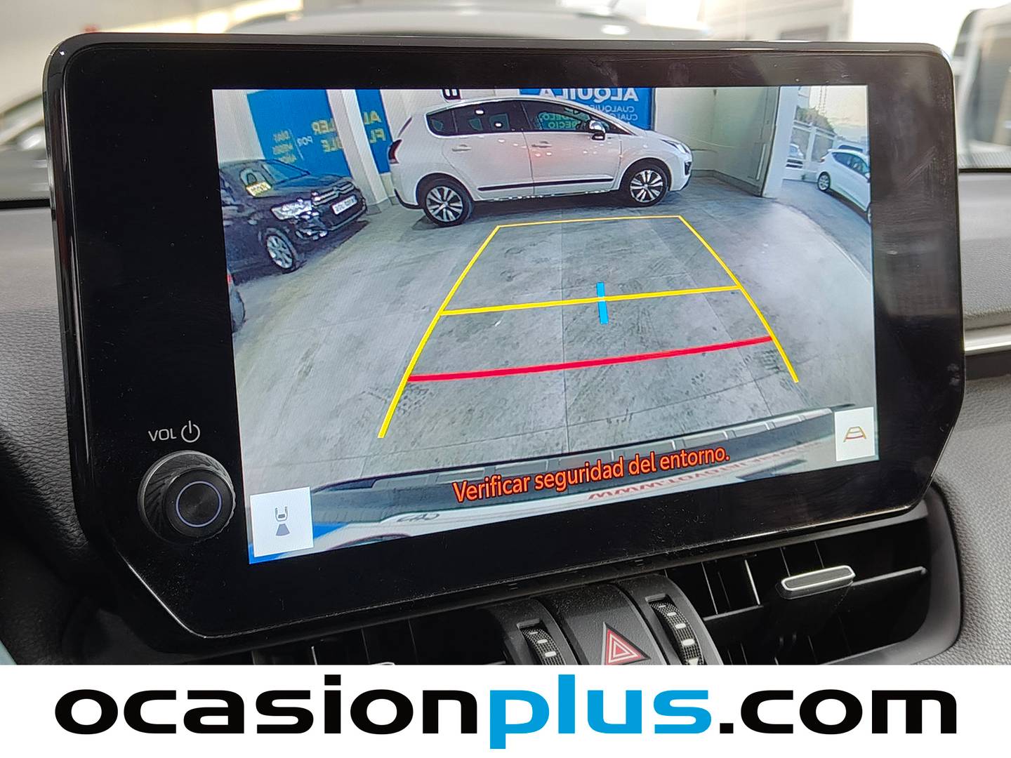 Equipamiento del Toyota Rav4 Toyota Rav4 2.5l hybrid Advance e-CVT (218 CV)
