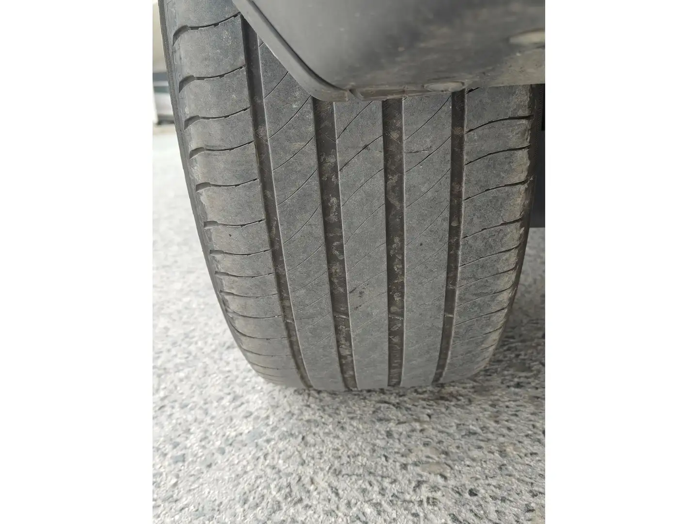 Foto Peugeot 5008 Peugeot 5008 PureTech 130 S&S Allure Pack EAT8 (130 CV) 7 Plazas