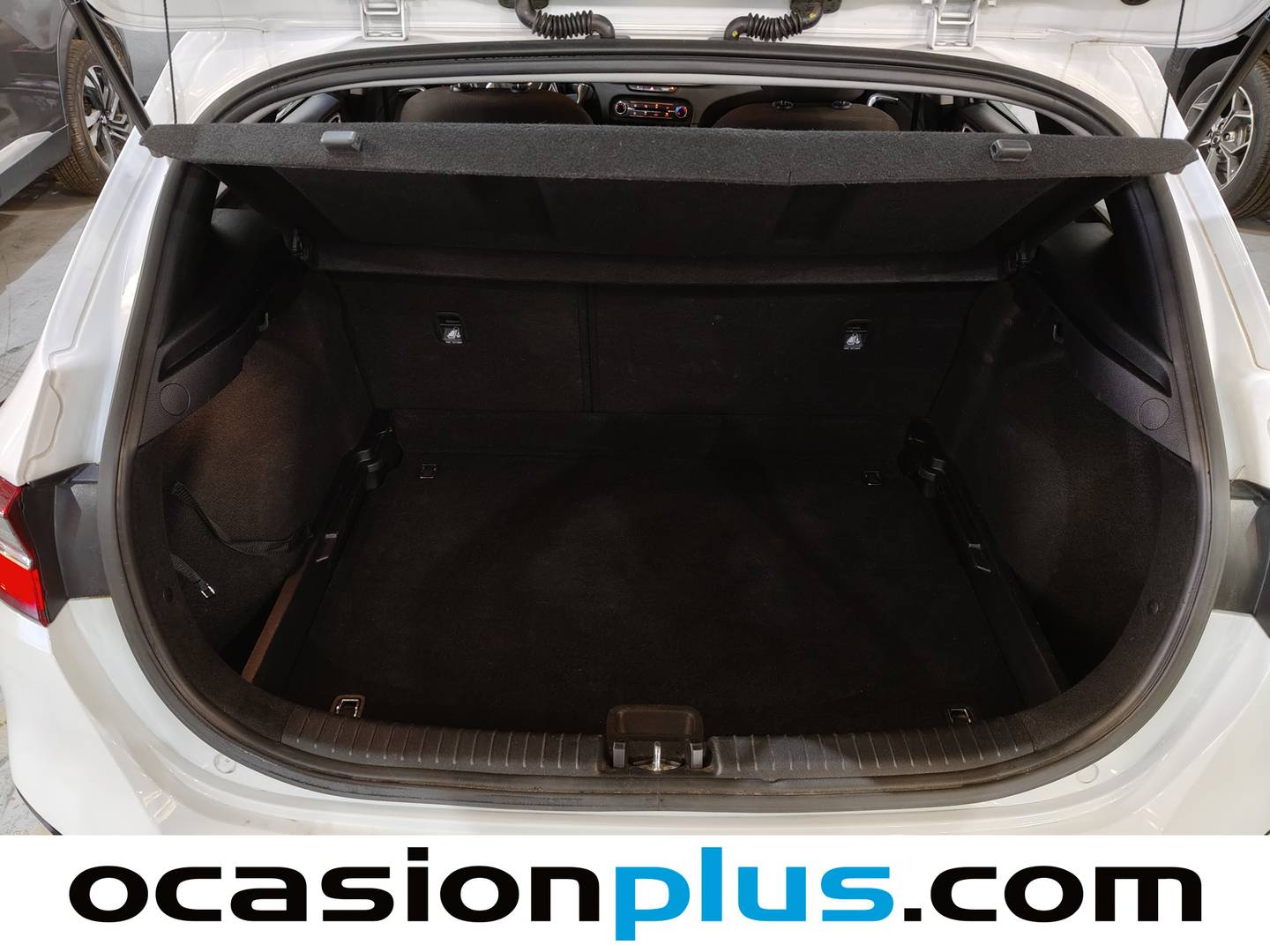 Foto KIA Ceed Kia Ceed 1.0 T-GDi Concept (120 CV)