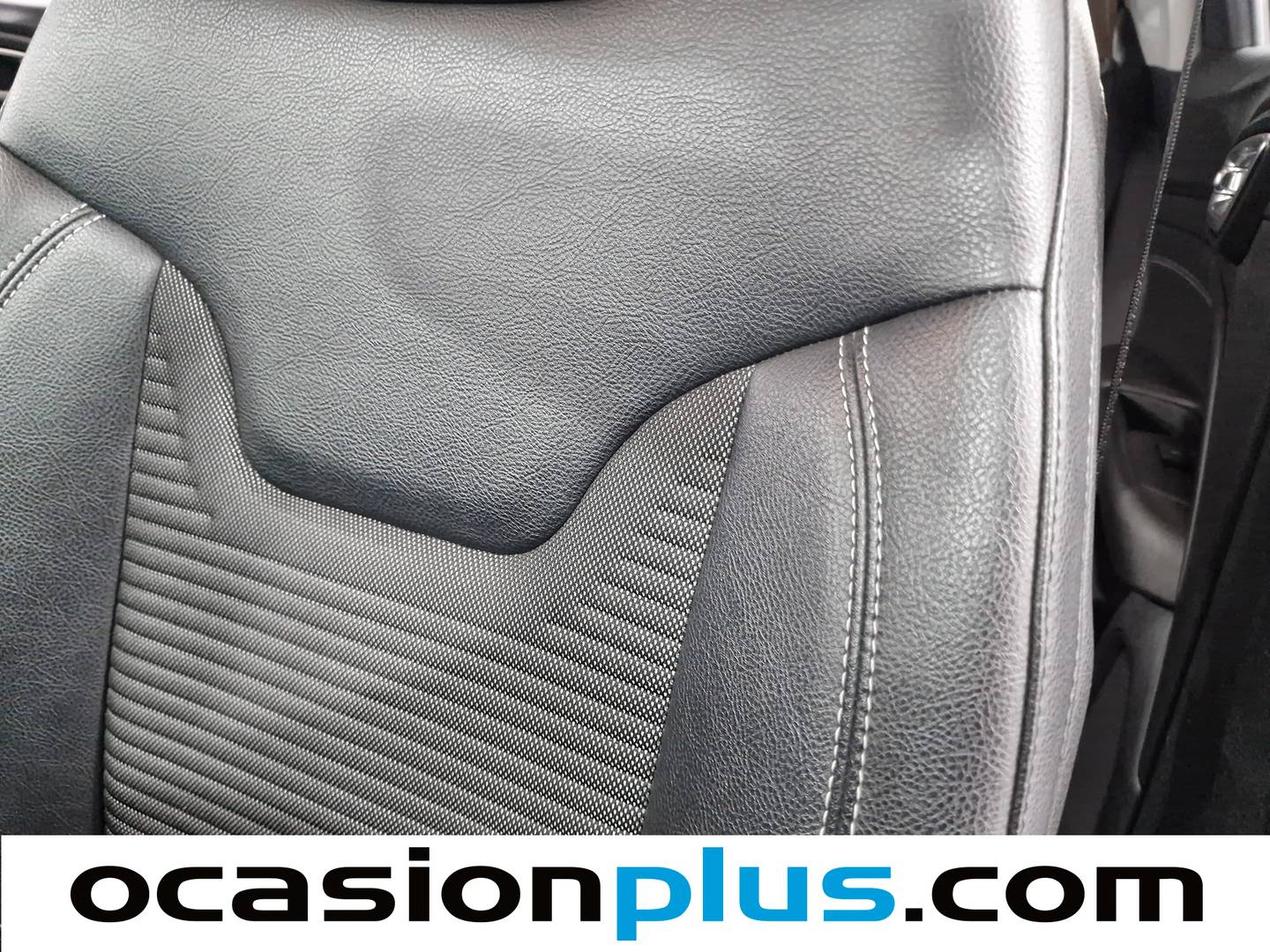 Foto Jeep Compass Jeep Compass 1.3 Gse Night Eagle FWD MT (130 CV)