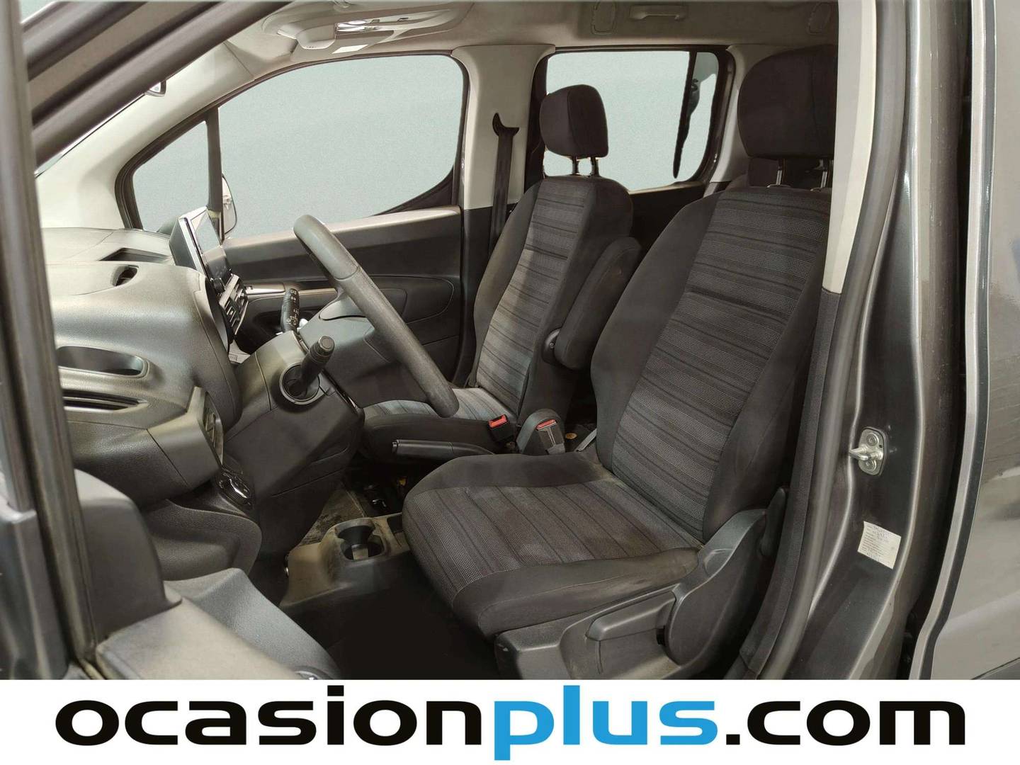 Foto asientos traseros Opel Combo Life Opel Combo Life 1.5 TD S&S Selective XL (131 CV) 7 Plazas