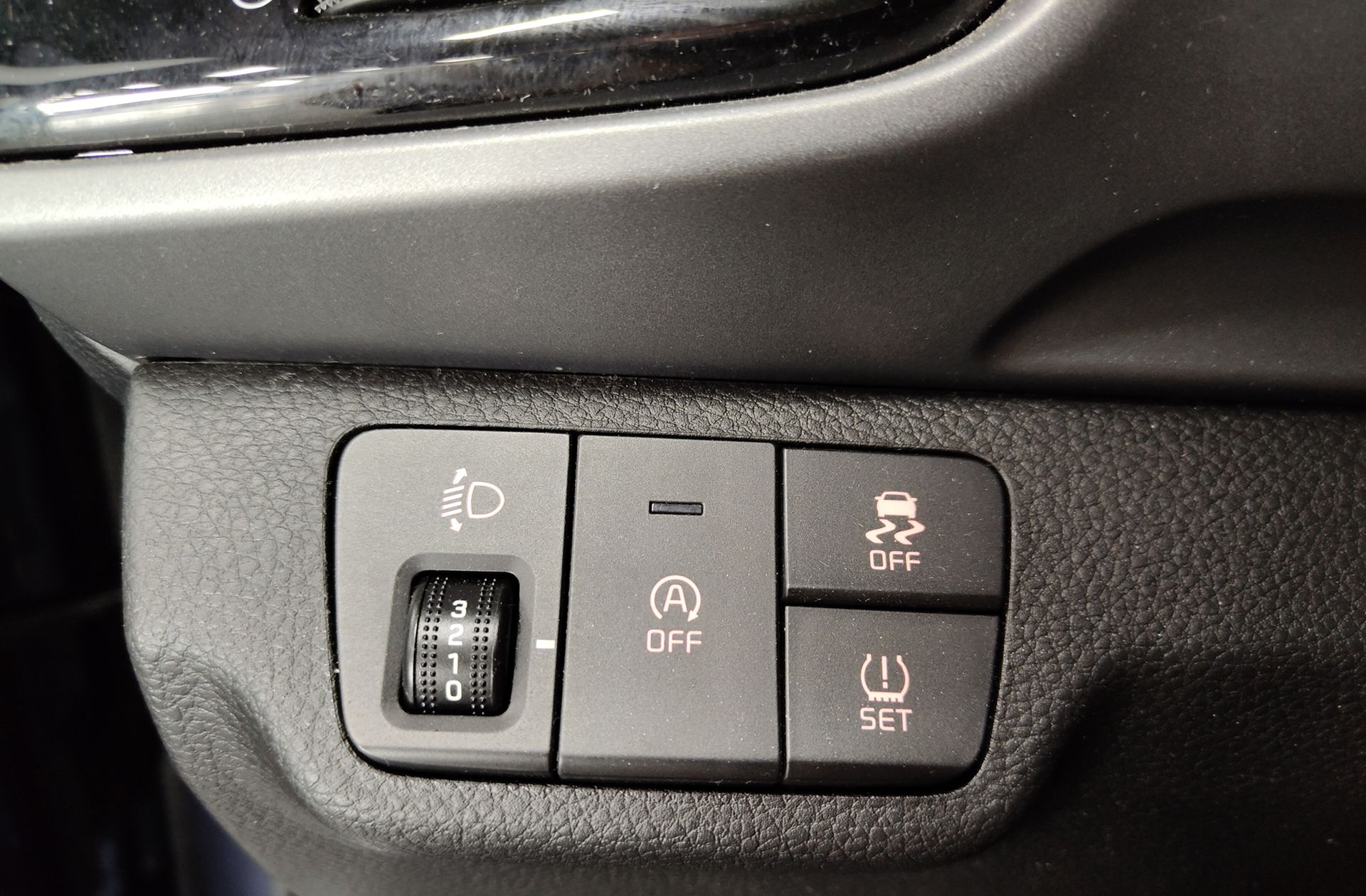 Kia Stonic 1.0 T-GDi Drive DCT - foto 23