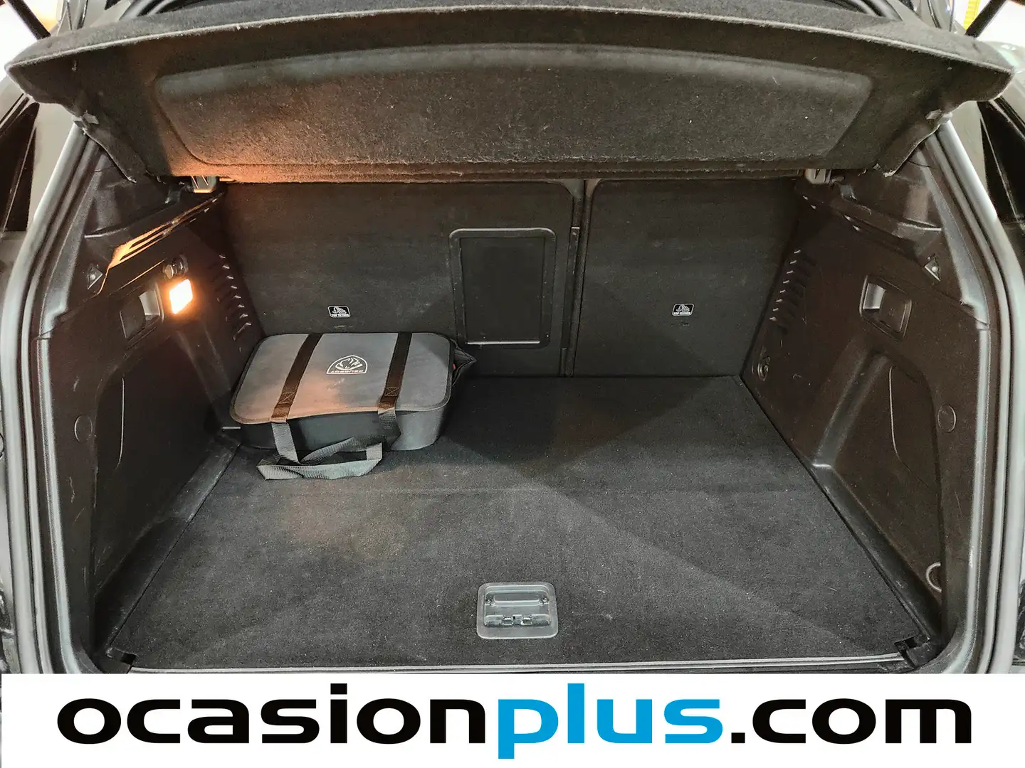 Foto Peugeot 3008 Hybrid Peugeot 3008 3008 Hybrid 300 Allure Pack e-EAT8 (300 CV)