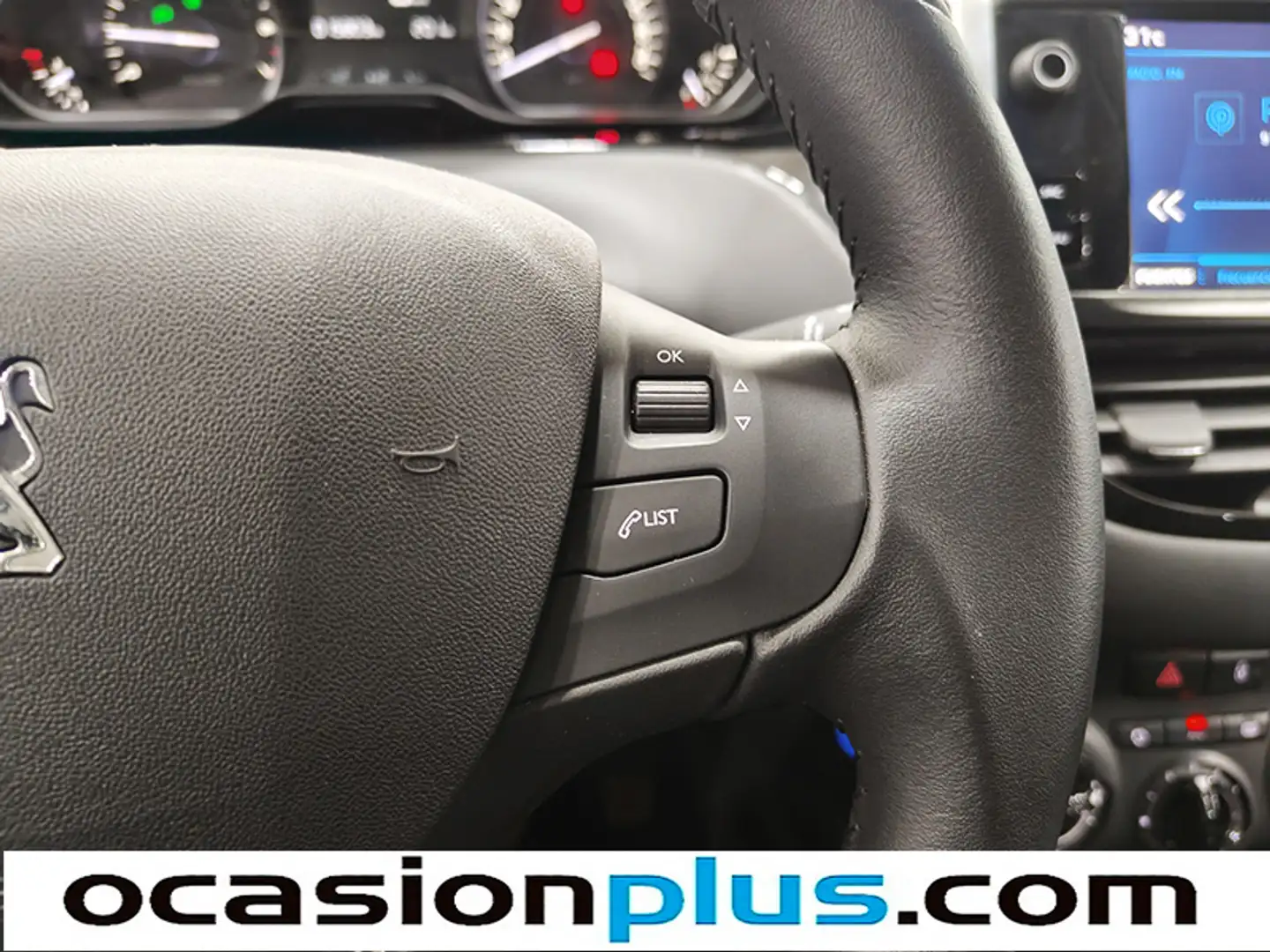 Foto Peugeot 208 Peugeot 208 PureTech 110 Signature (110 CV)