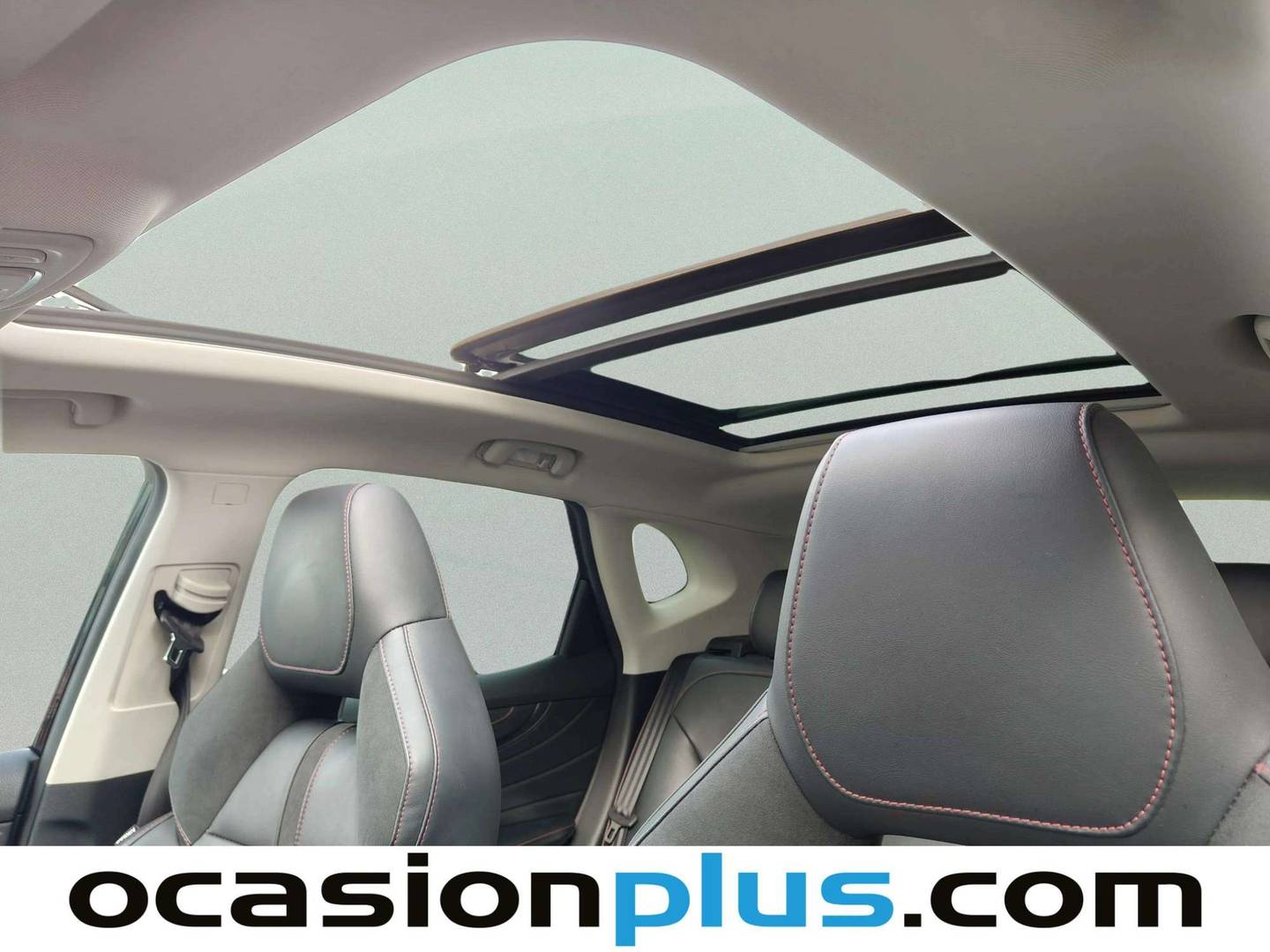 Extras y acabados del MG eHS MG eHS 1.5 T-GDI PHEV Luxury (258 CV)