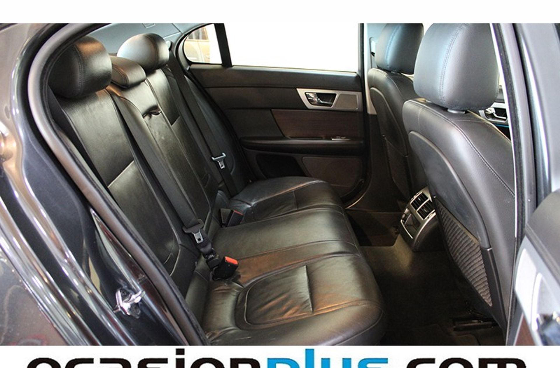 Jaguar XF 2.2 Diesel Luxury - foto 24