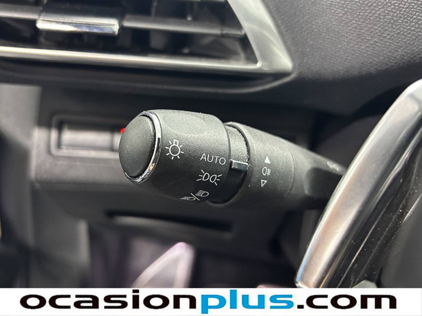 Foto Peugeot 3008 Hybrid Peugeot 3008 Hybrid 300 GT e-EAT8 (300 CV)