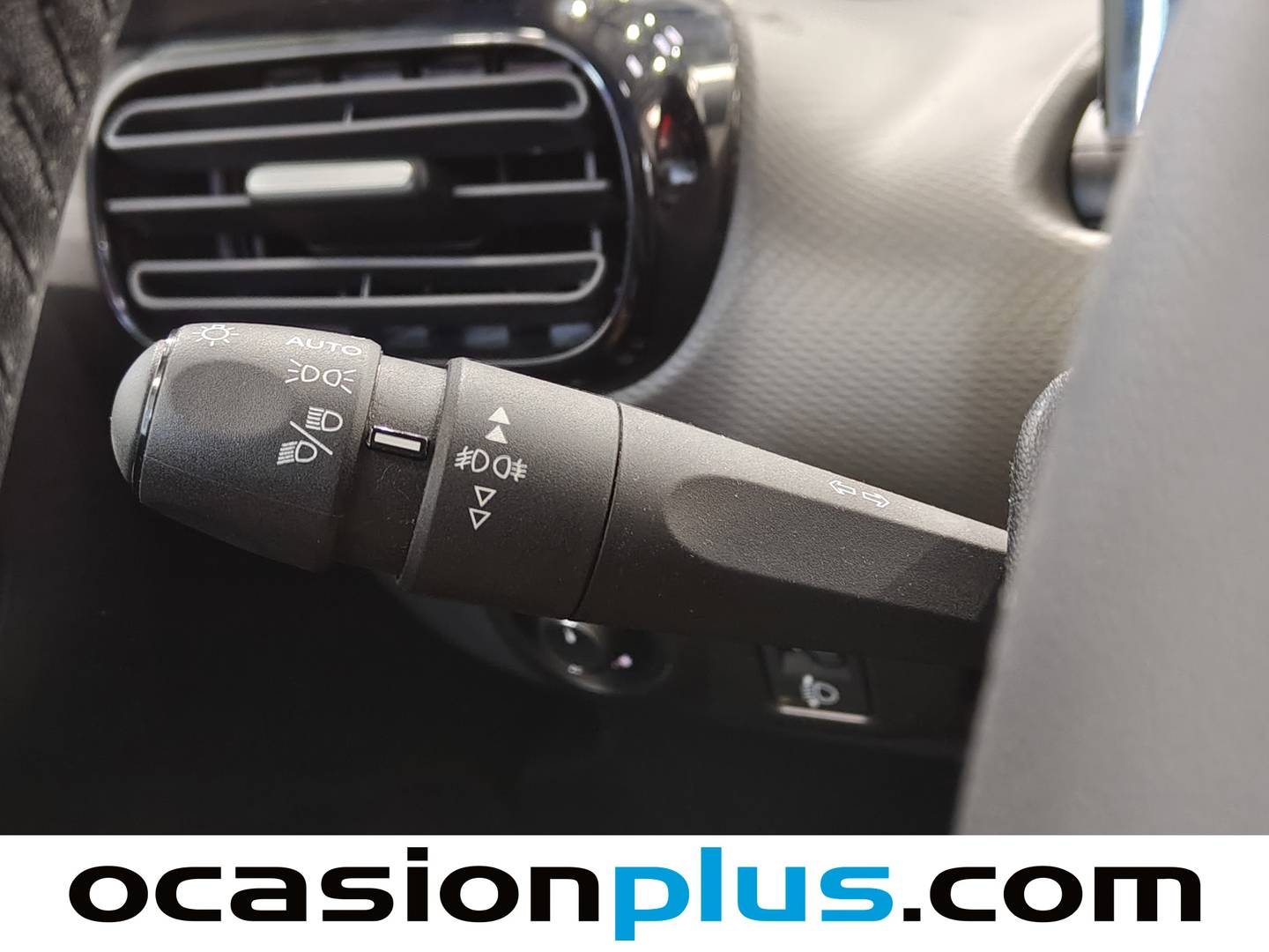 Foto Citroën C4 Cactus Citroen C4 Cactus BlueHDi 100 S&S Shine (100 CV)