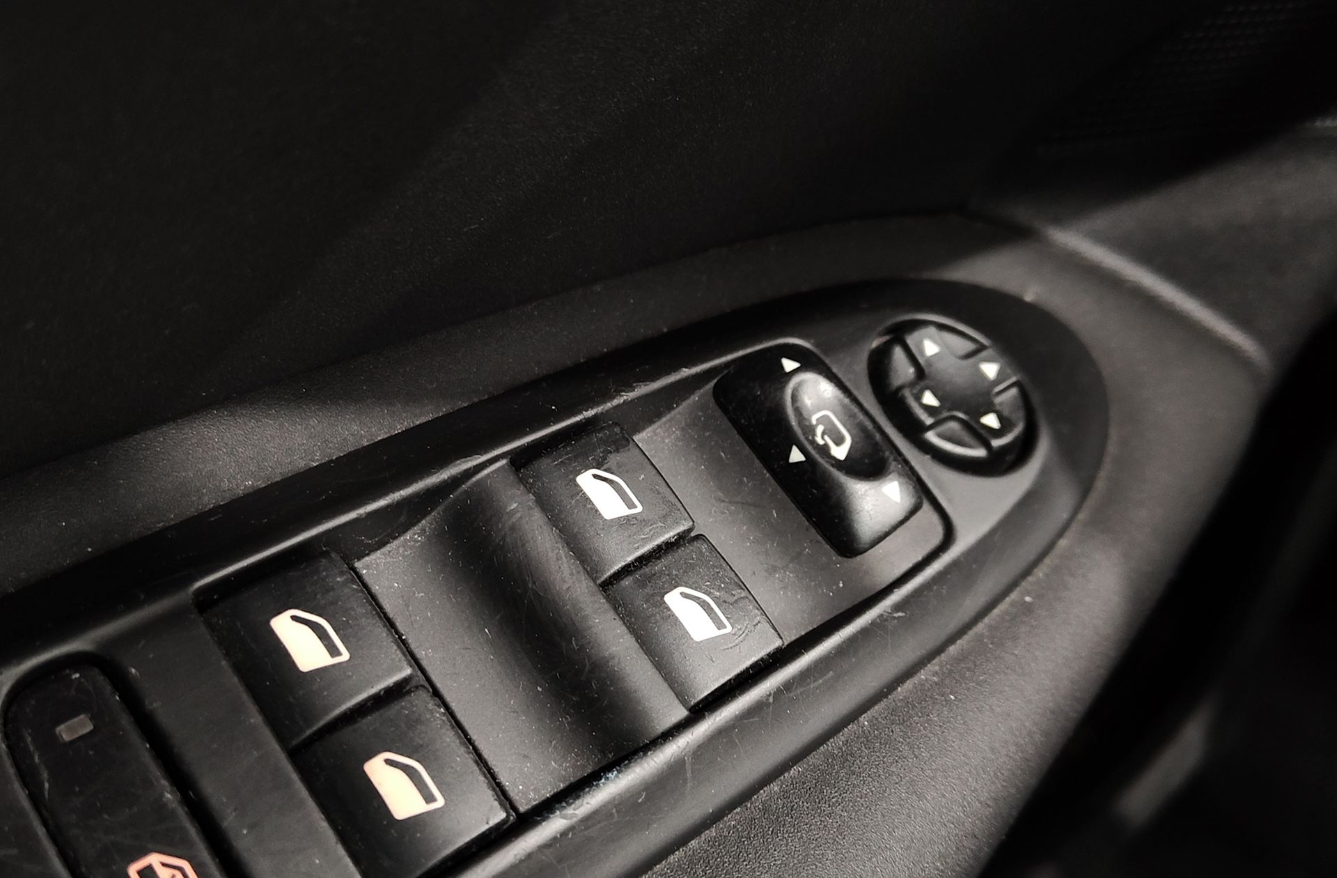 Citroën C4 1.6 HDi Sport - foto 29