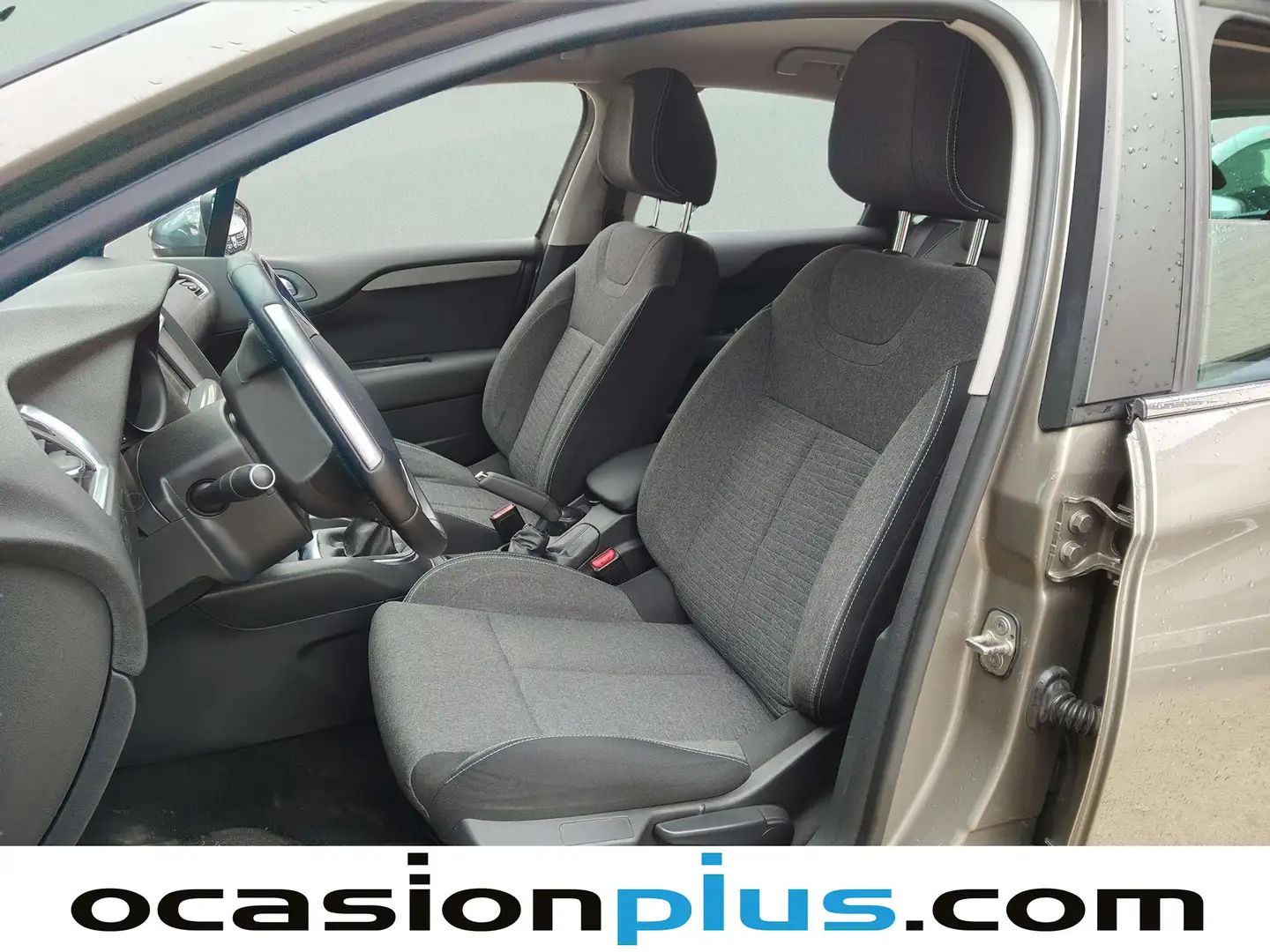 Foto Citroën C4 Citroen C4 PureTech 130 S&S Feel Edition (130 CV)