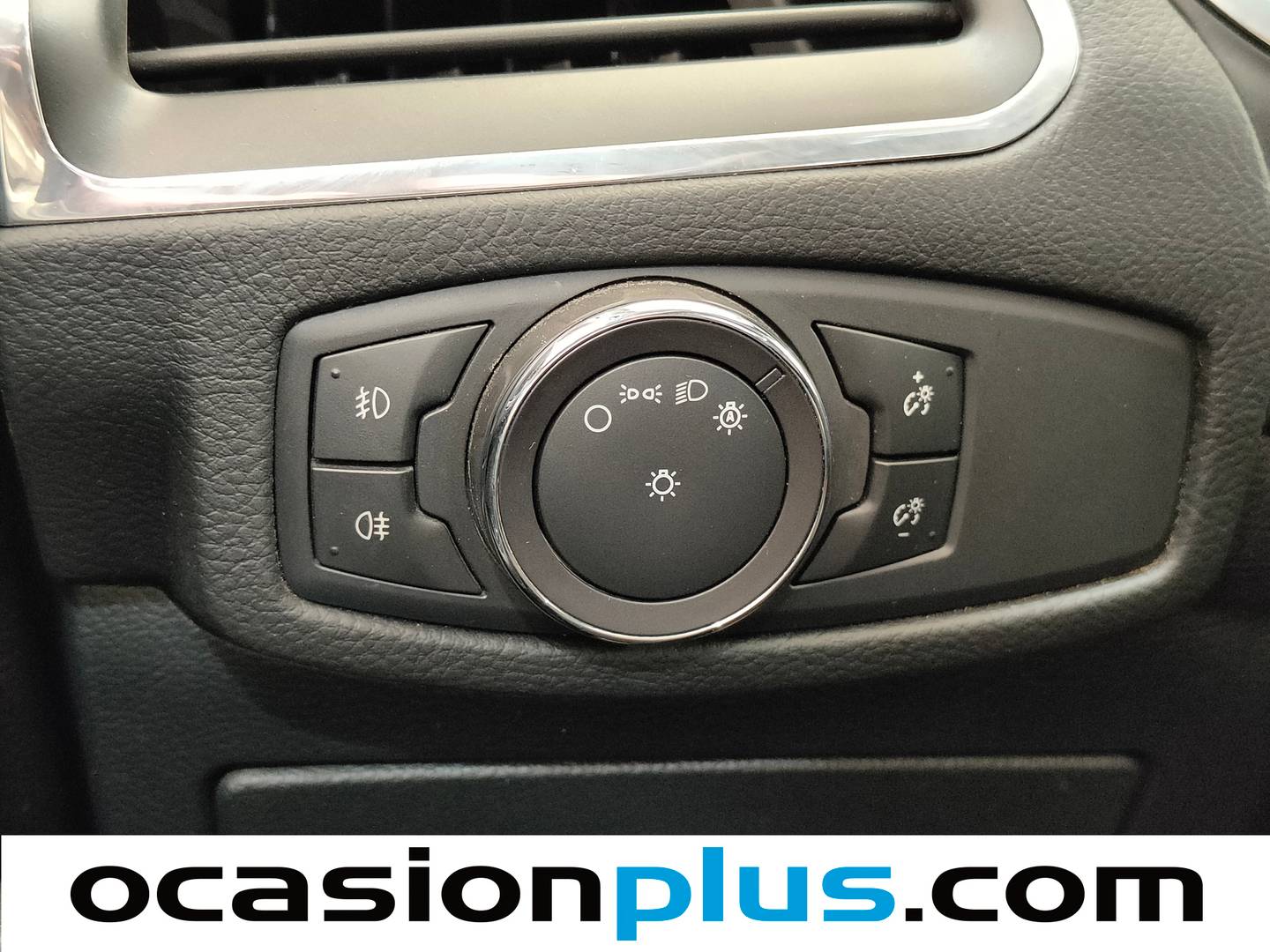 Accesorios del Ford S-MAX Ford S-Max 2.5 Duratec Atkinson FHEV Titanium (190 CV) 7 Plazas