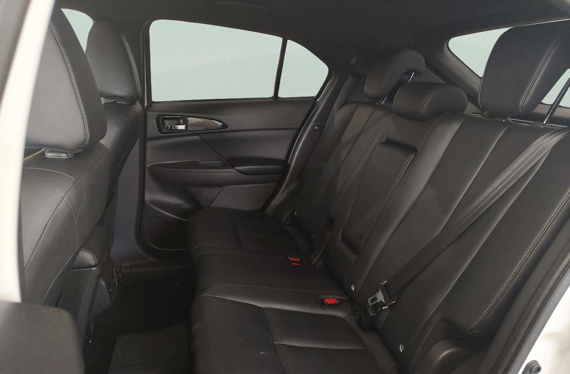Mitsubishi Eclipse Cross 2.4 PHEV Kaiteki+ 4WD - foto 13