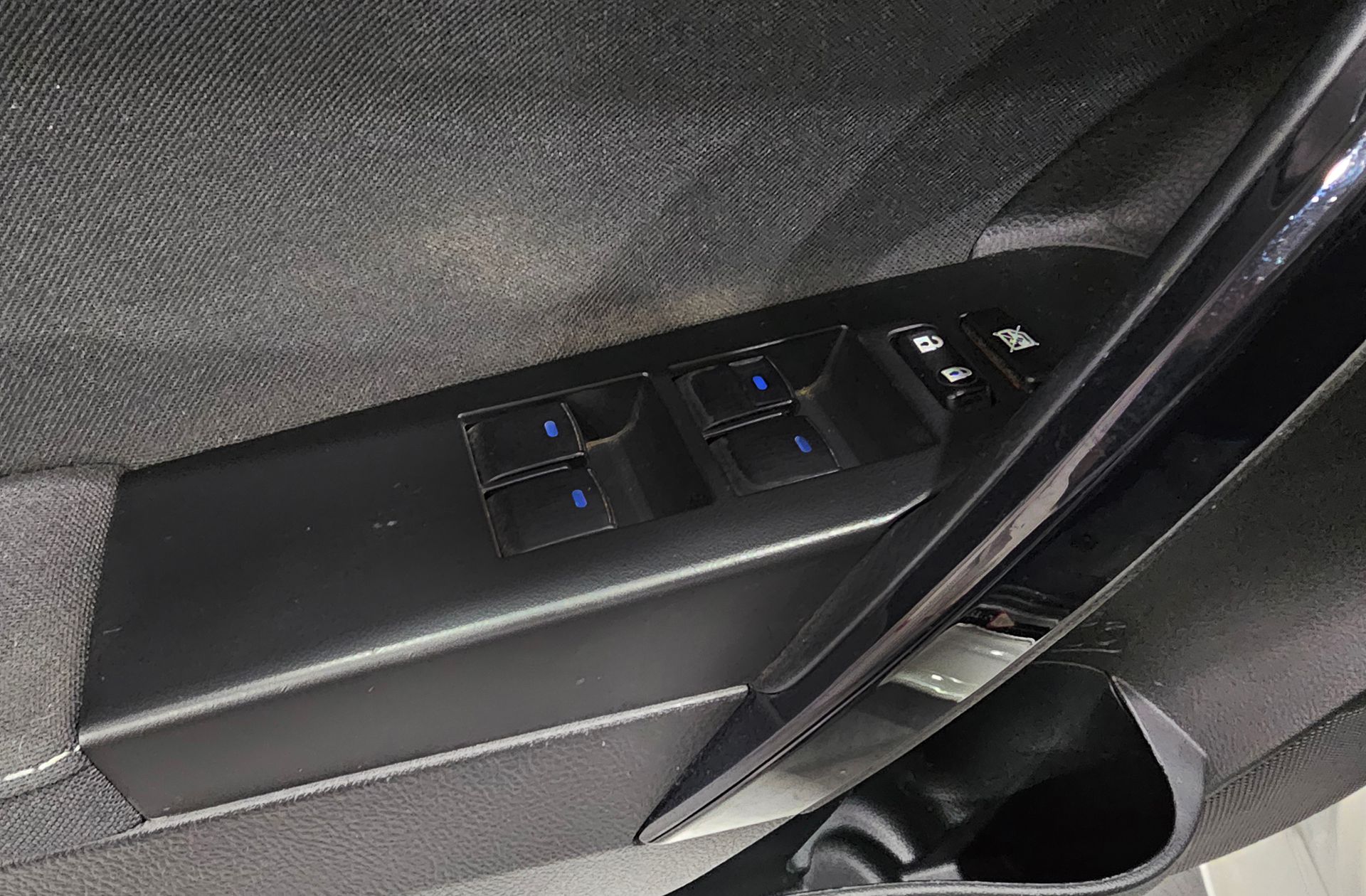 Toyota Auris 140H Hybrid Feel! - foto 31