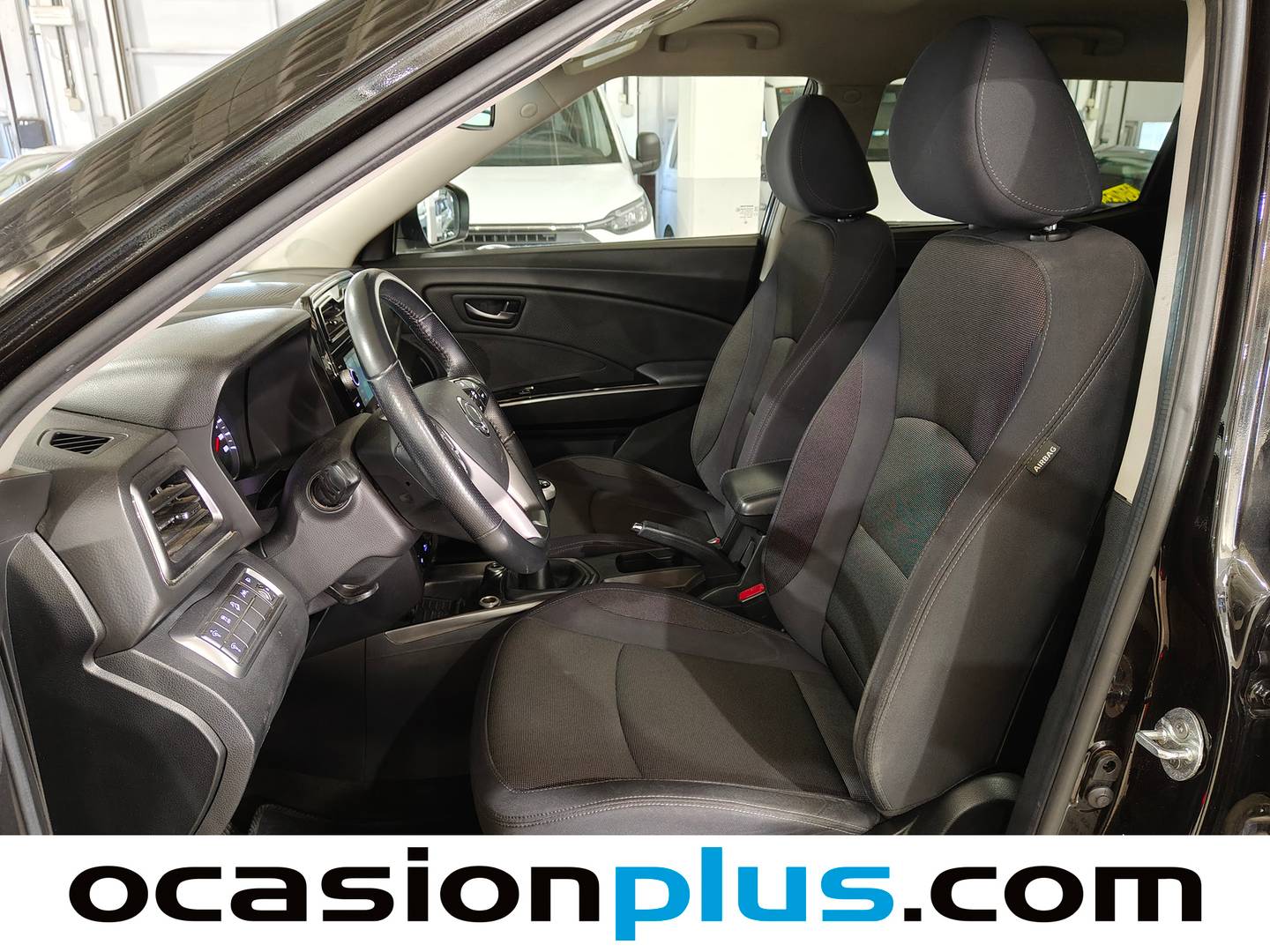 Foto asientos delanteros SsangYong Tivoli Ssangyong Tivoli G12T Urban Plus  (128 CV)