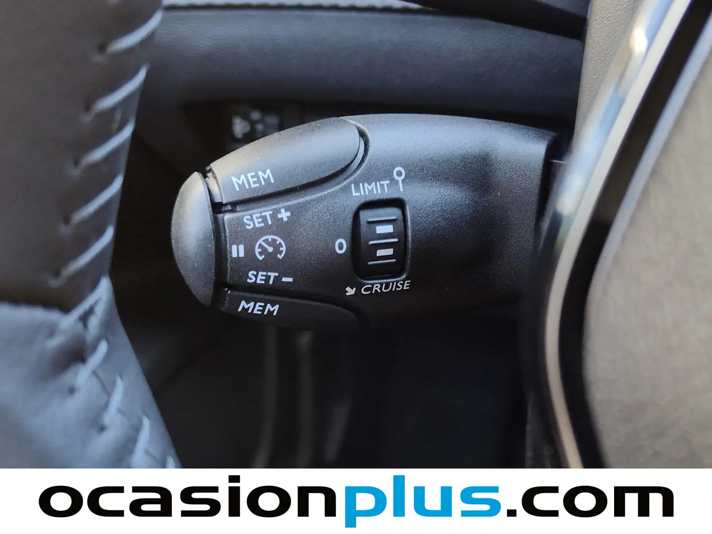 Foto Peugeot 2008 Peugeot 2008 PureTech 100 S&S Allure (100 CV)